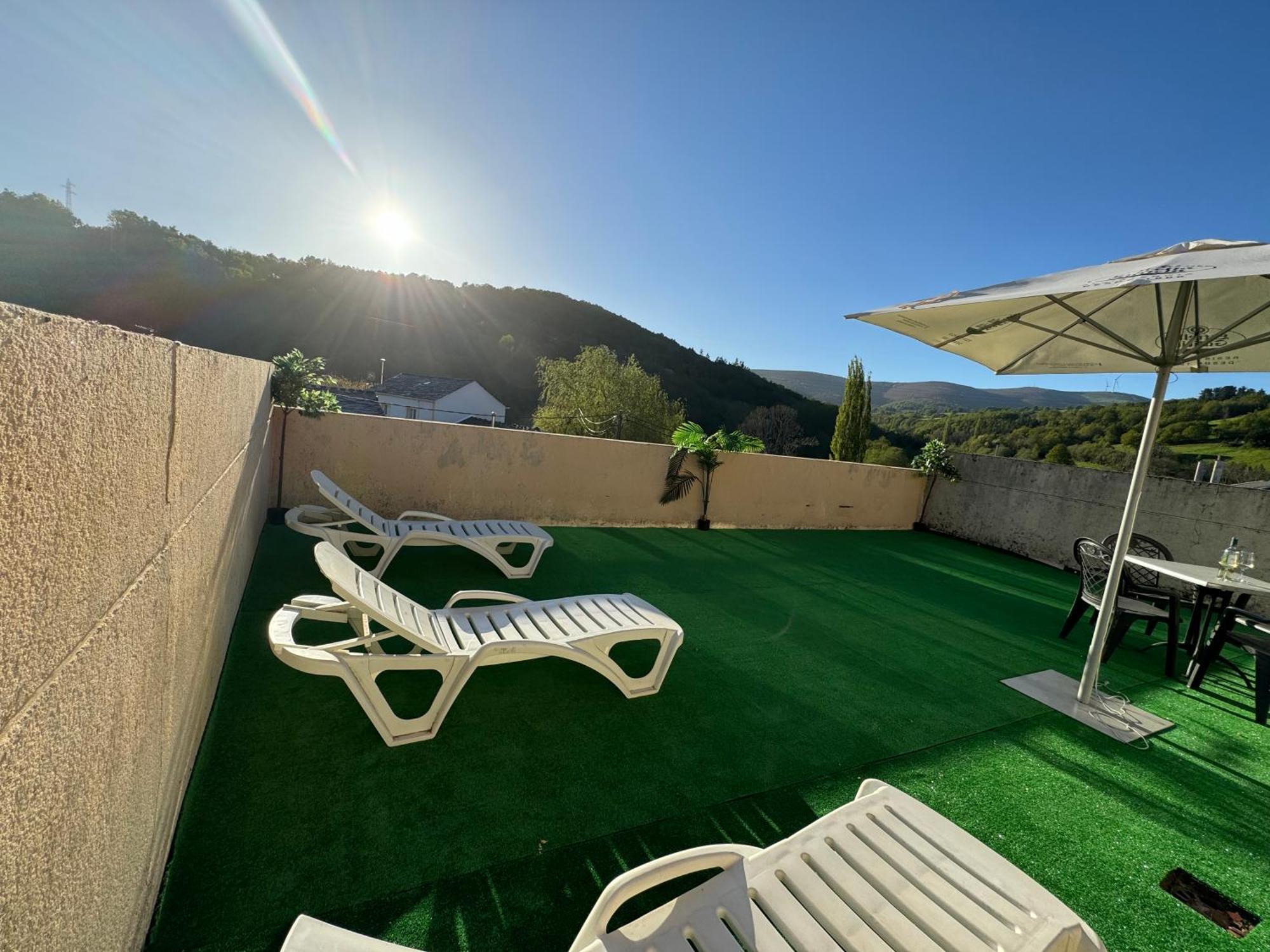 Triacastela Sunset Terrace Daire Dış mekan fotoğraf